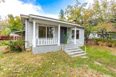 1231 Grant St, Red Bluff, CA 96080 photo 1