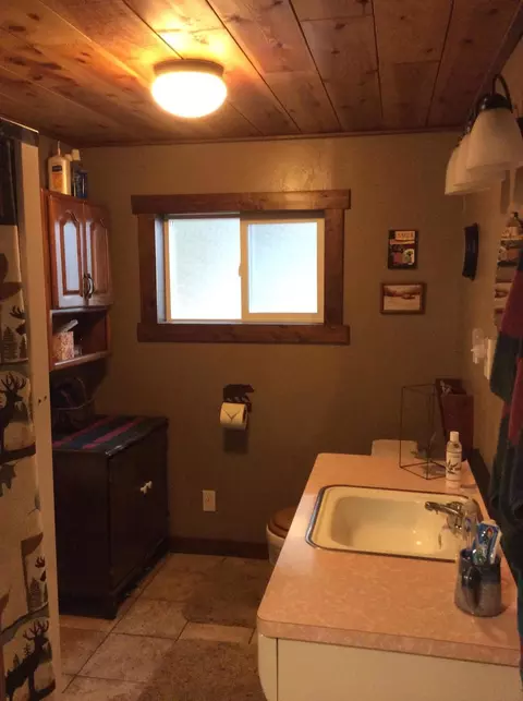 Bath - 36320 State Highway 44, Shingletown, CA 96088 photo 1 of 1