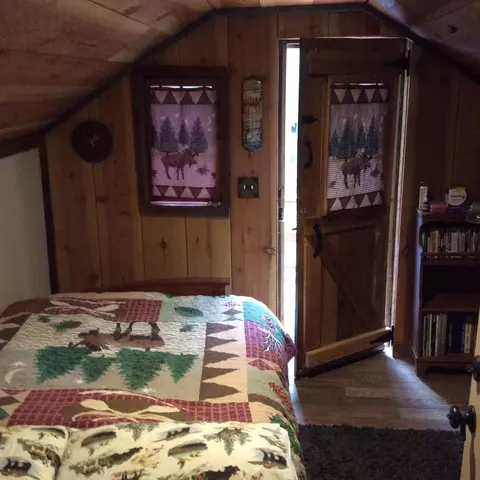 Bedroom - 36320 State Highway 44, Shingletown, CA 96088 photo 5 of 5