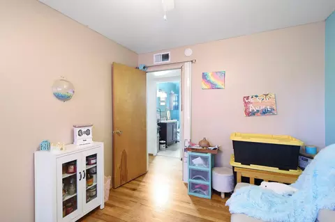 Bedroom - 1733 Regent Ave, Redding, CA 96001 photo 4 of 4