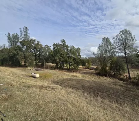 Exterior - 13365 Tierra Oaks Dr, Redding, CA 96003 photo 23 of 23