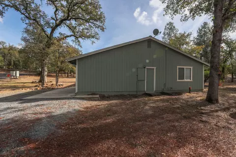 20953 Windsong Ln, Redding, CA 96003 photo 10