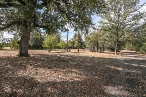 20953 Windsong Ln, Redding, CA 96003 photo 13
