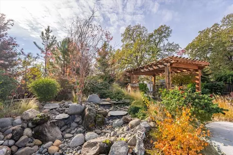 19489 Posey Ln, Redding, CA 96003 photo 34