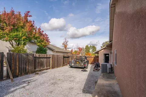 19489 Posey Ln, Redding, CA 96003 photo 40