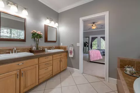 12704 Los Osos St, Redding, CA 96003 photo 14