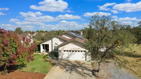19588 Valley Ford Dr, Cottonwood, CA 96022