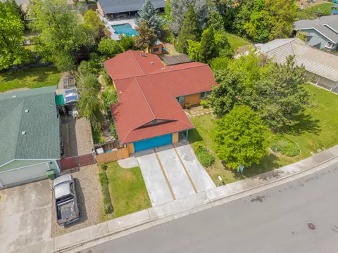 2550 Amethyst Way, Redding, CA 96003 photo 27
