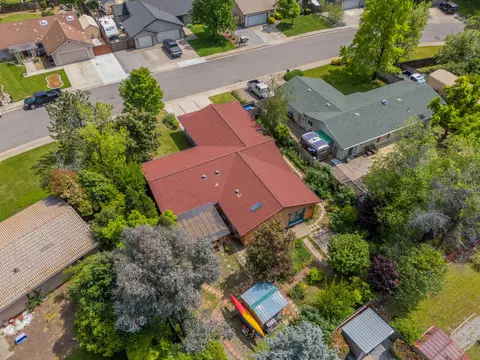 2550 Amethyst Way, Redding, CA 96003 photo 28