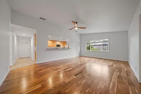 2550 Amethyst Way, Redding, CA 96003 photo 8