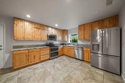 2550 Amethyst Way, Redding, CA 96003 photo 3