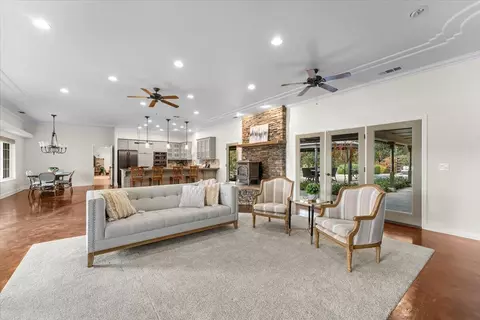 Living - 6080 Placer Rd, Igo, CA 96047 photo 1 of 2