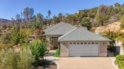 15845 Highland Cir, Redding, CA 96001 photo 1