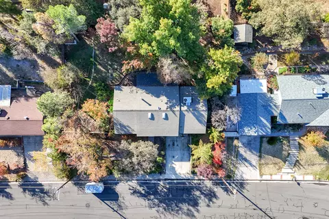 View/Area - 2216 Oak Ridge Dr, Redding, CA 96001 photo 1 of 2
