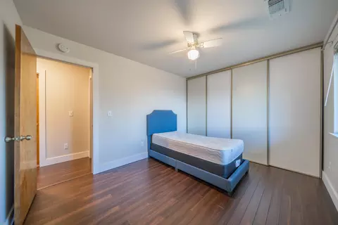 Bedroom - 2216 Oak Ridge Dr, Redding, CA 96001 photo 2 of 5