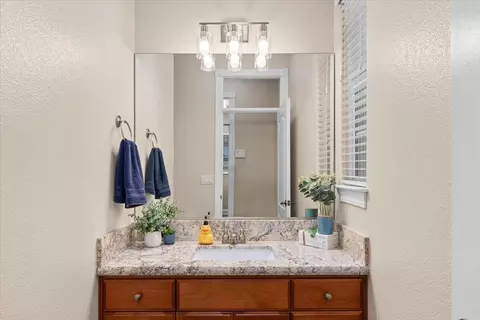 2752 Eel Dr, Redding, CA 96002 photo 36