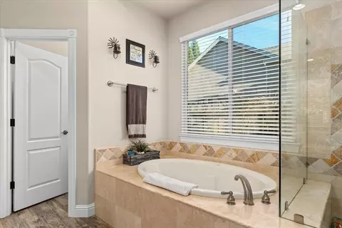2752 Eel Dr, Redding, CA 96002 photo 23