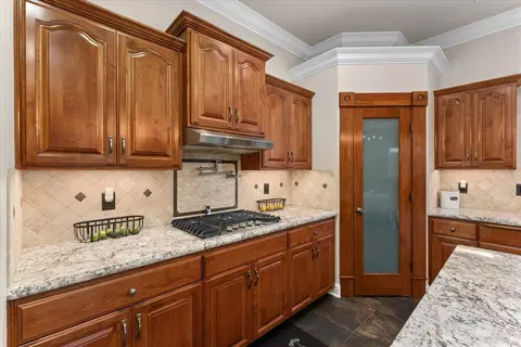 2752 Eel Dr, Redding, CA 96002 photo 13