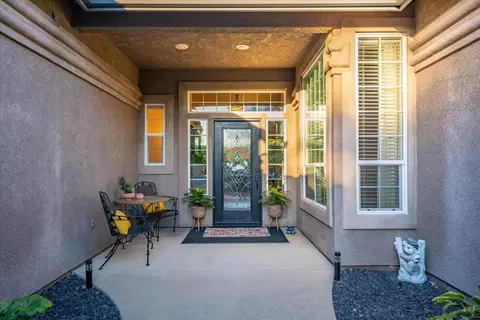 2752 Eel Dr, Redding, CA 96002 photo 4