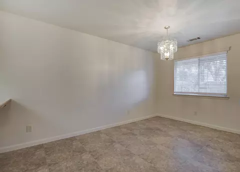 1435 Kingston Ct, Redding, CA 96003 photo 12