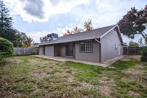 1435 Kingston Ct, Redding, CA 96003 photo 27