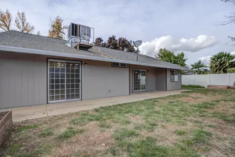 1435 Kingston Ct, Redding, CA 96003 photo 29