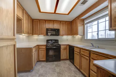 1435 Kingston Ct, Redding, CA 96003 photo 9
