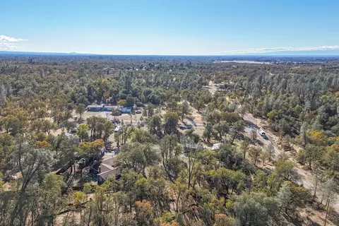 View/Area - 13623 Jaybird Way, Redding, CA 96003 photo 9 of 13