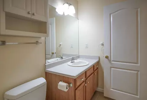 Bath - 30601 Figaro Dr, Shingletown, CA 96088 photo 1 of 2