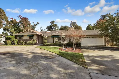 Exterior - 6745 Eastmont Dr, Redding, CA 96002 photo 7 of 9