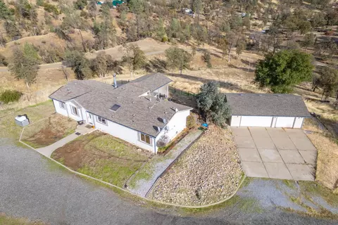 21850 Squaw Grass Trl, Redding, CA 96003 photo 25