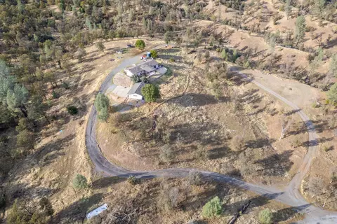 21850 Squaw Grass Trl, Redding, CA 96003 photo 24