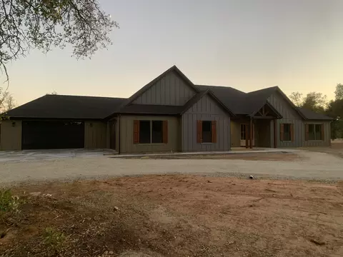 17033 Via Casale, Redding, CA 96003 photo 2