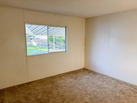 Living - 457 2nd St, Willows, CA 95988 photo 4 of 4