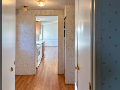 Entry Way - 457 2nd St, Willows, CA 95988 photo 1 of 1