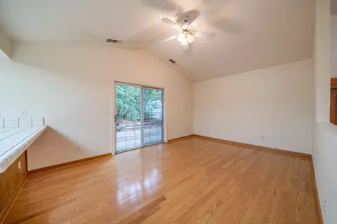 Living - 1445 Lakeside Dr, Redding, CA 96001 photo 2 of 5