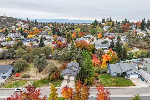 View/Area - 1445 Lakeside Dr, Redding, CA 96001 photo 1 of 1
