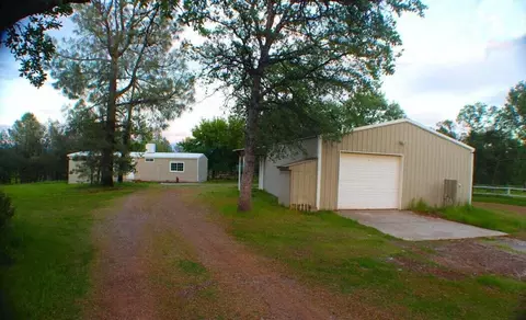 9645 Yuki Yama Ln, Redding, CA 96003