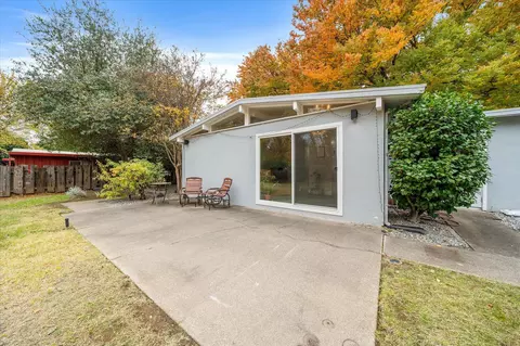 2243 London Ave, Redding, CA 96001 photo 23
