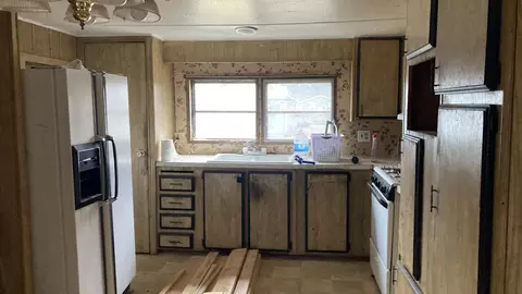44832 Ca-299, Mcarthur, CA 96056 photo 9