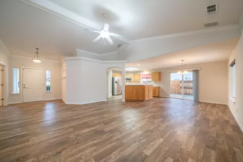 7651 Platinum Way, Redding, CA 96001 photo 6