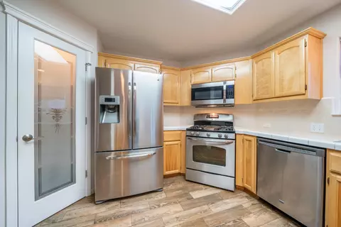 7651 Platinum Way, Redding, CA 96001 photo 8