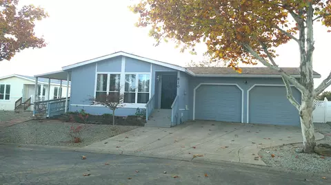 810 Butternut Trl, Redding, CA 96003