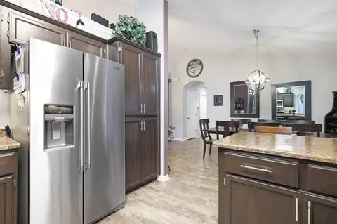 Kitchen - 35379 Nehemiah Dr, Shingletown, CA 96088 photo 2 of 3