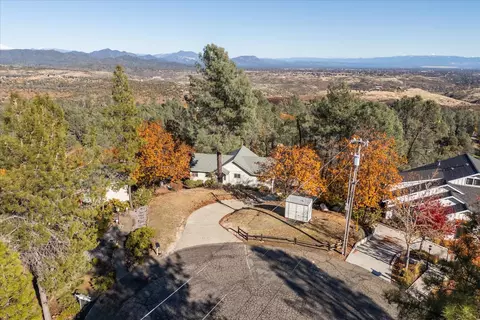 15962 Highland Ct, Redding, CA 96001 photo 4