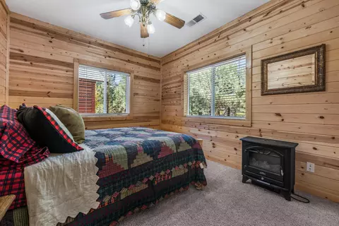 Bedroom - 42490 Willow Way, Old Station, CA 96071 photo 3 of 3