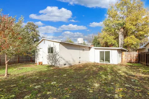 3132 Stingy Ln, Anderson, CA 96007