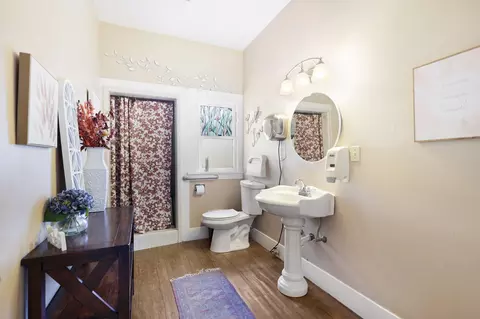 1352 Oregon St, Redding, CA 96001 photo 15