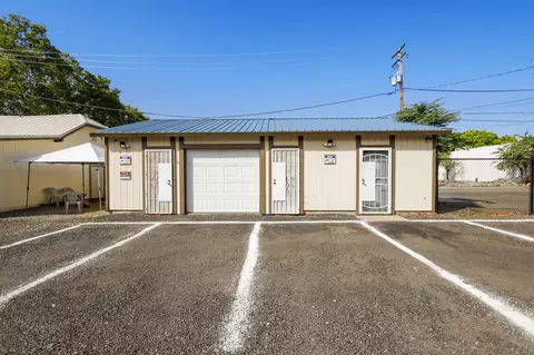 1352 Oregon St, Redding, CA 96001 photo 17
