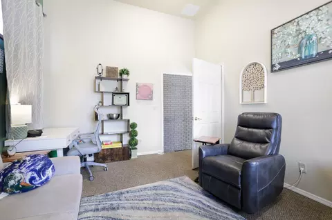 1352 Oregon St, Redding, CA 96001 photo 22